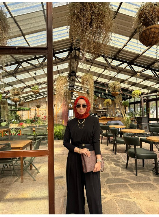Sandy Siyah Takım 