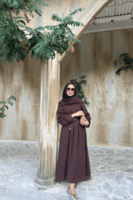 Kahverengi Etekli Takım